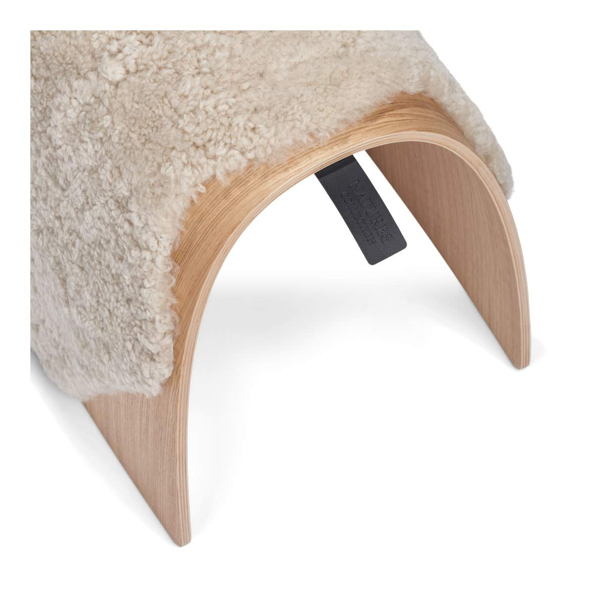 Sheep Stool -päällinen | Lyhyt villa Helmi / 67x30 cm