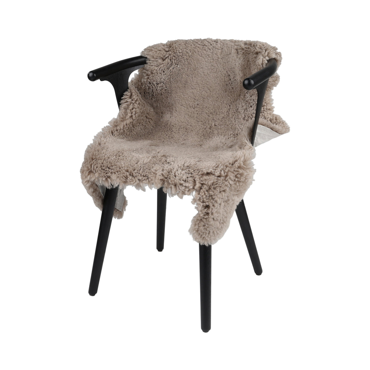 Back Country -lampaannahka | Uusi-Seelanti | Pitkä villa, kihara | 90 cm Dark Beige