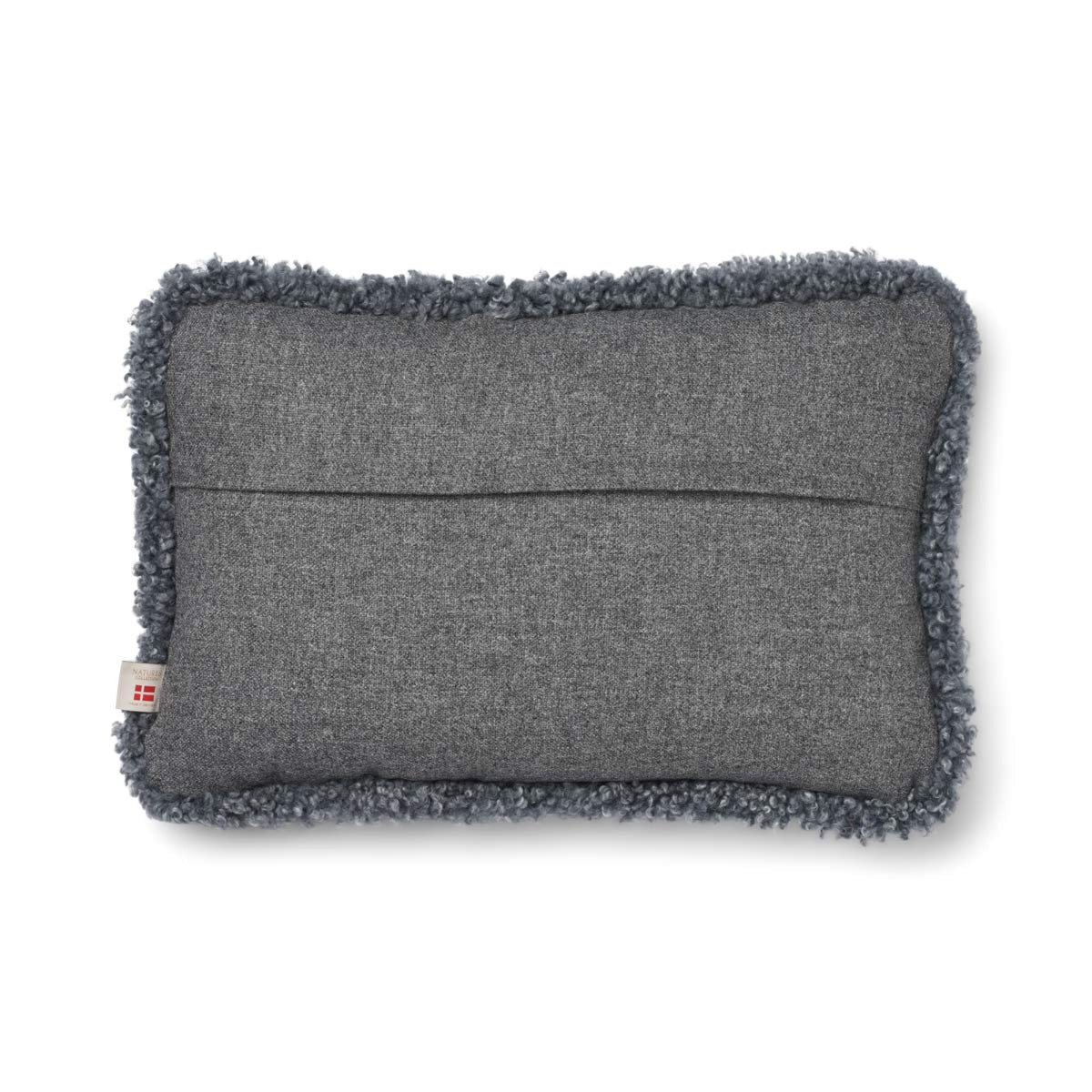 Lyhyen villan lampaannahkareunuksella koristeltu villatyyny | SW-reunus | 52x52 cm | 34x52 cm Kivenharmaa/Vaaleanharmaa / 34x52 cm