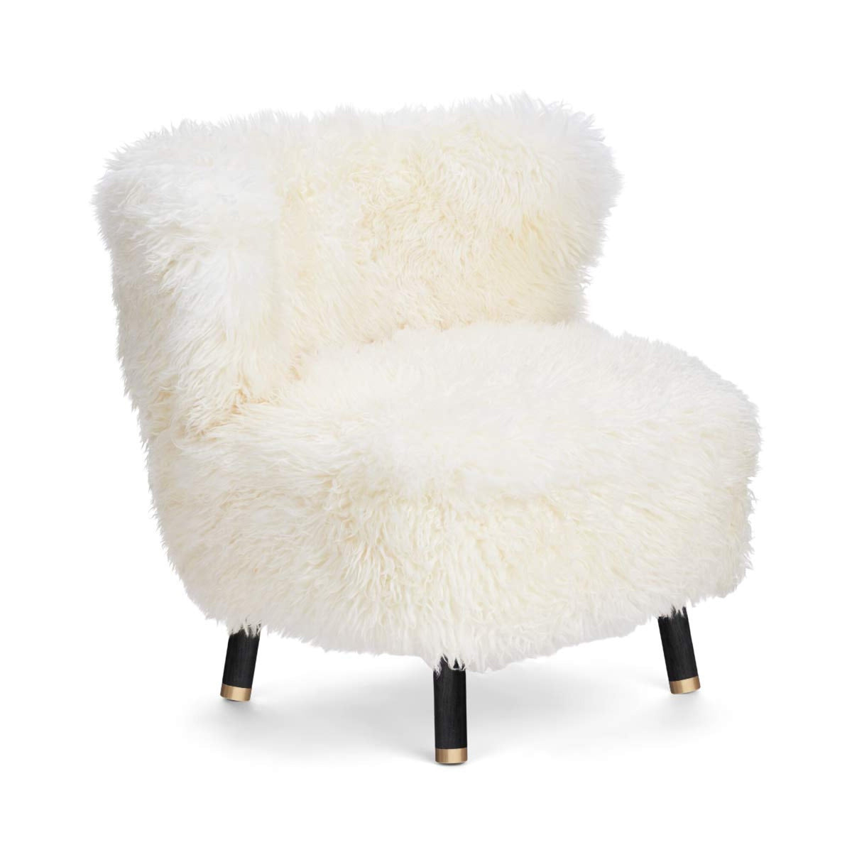 Emil Lounge Chair | Pitkä Villa Lumivalkoinen / Mustat pyökkijalat messingillä