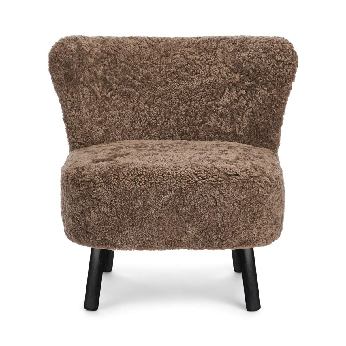 Emil Lounge Chair | Lyhyt villa Taupe / Mustat pyökkijalat