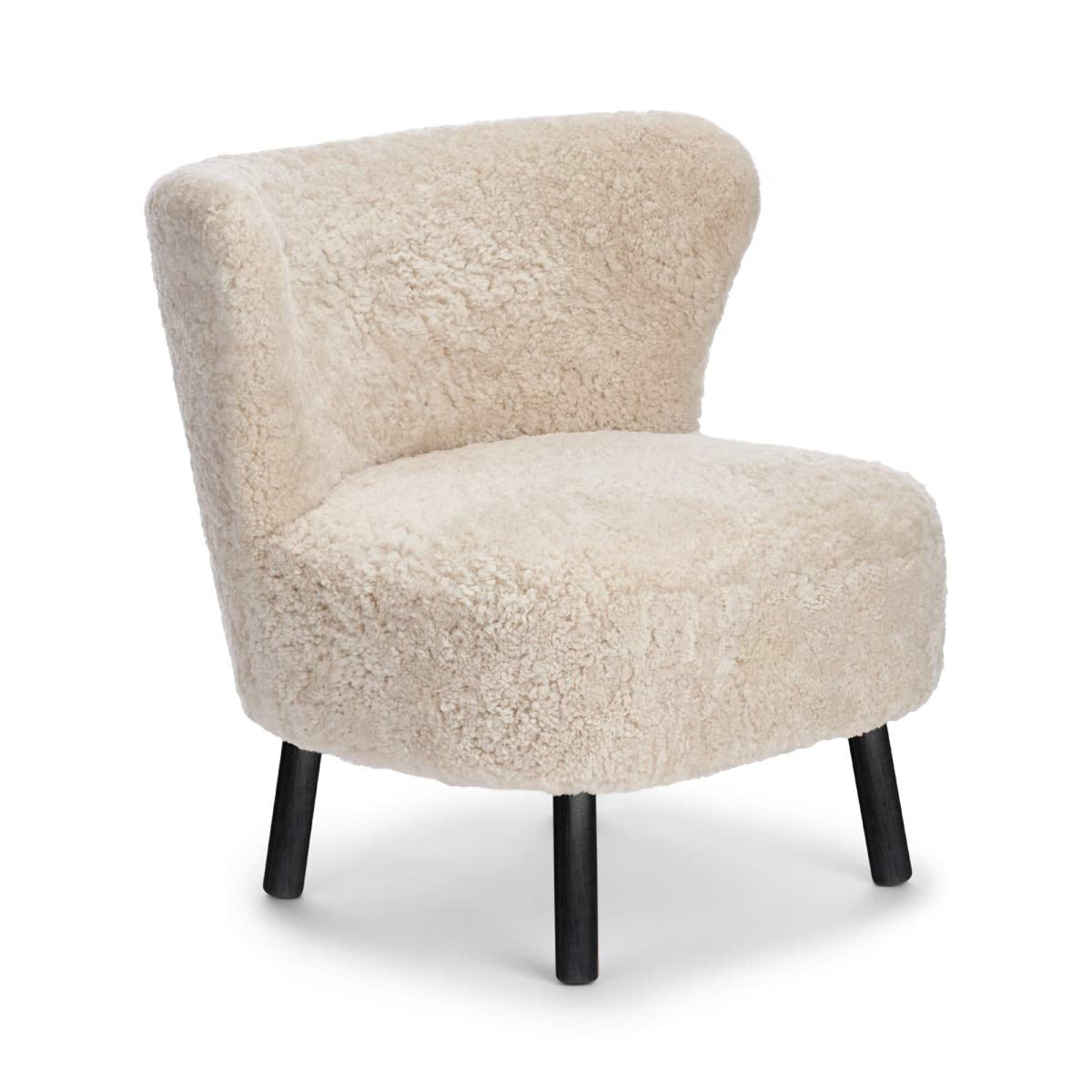 Emil Lounge Chair | Lyhyt villa Helmi / Mustat pyökkijalat