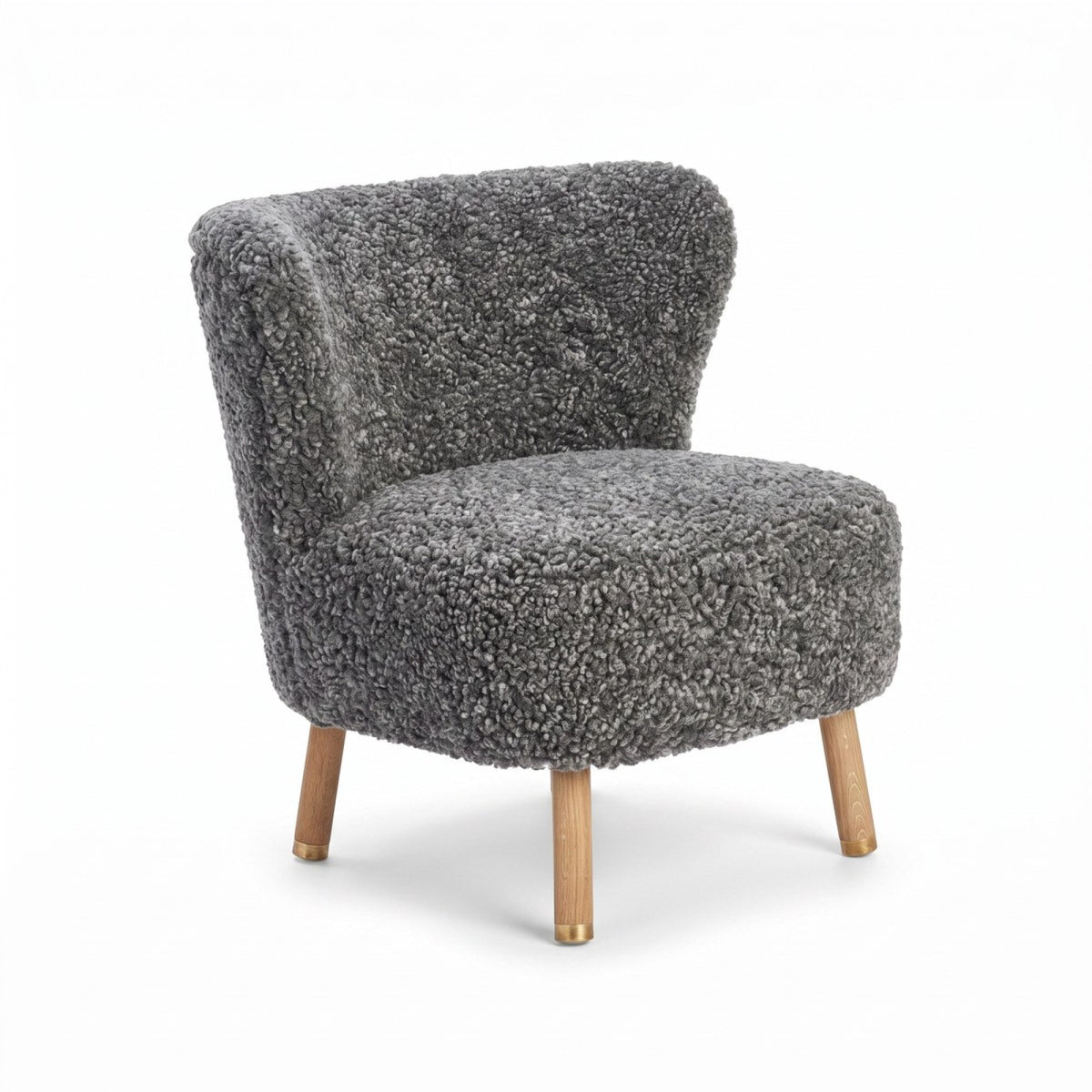 Emil Lounge Chair | Lyhyt villa Grafiitti / Tammijalat messingillä