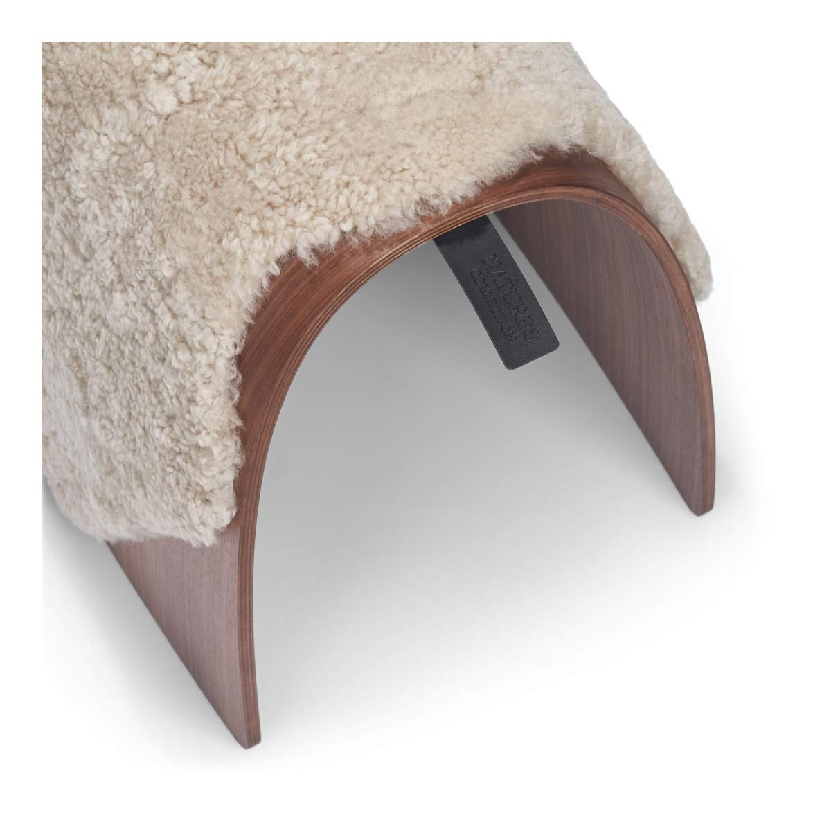 Sheep Stool -päällinen | Lyhyt villa Helmi / 100x37 cm