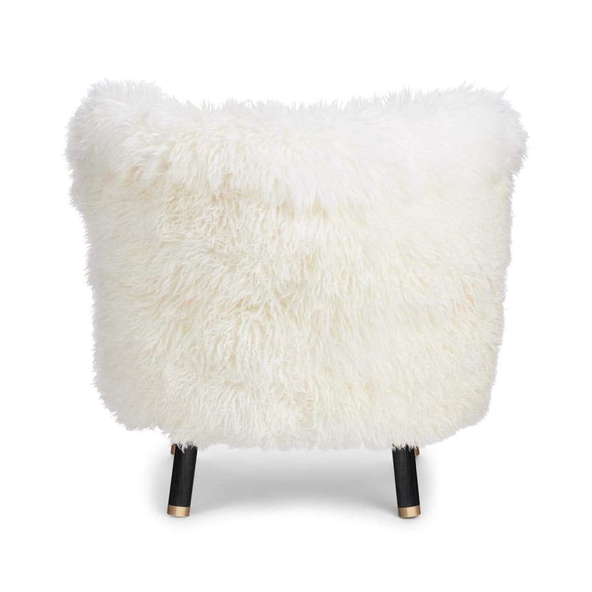Emil Lounge Chair | Pitkä Villa Lumivalkoinen / Mustat pyökkijalat messingillä