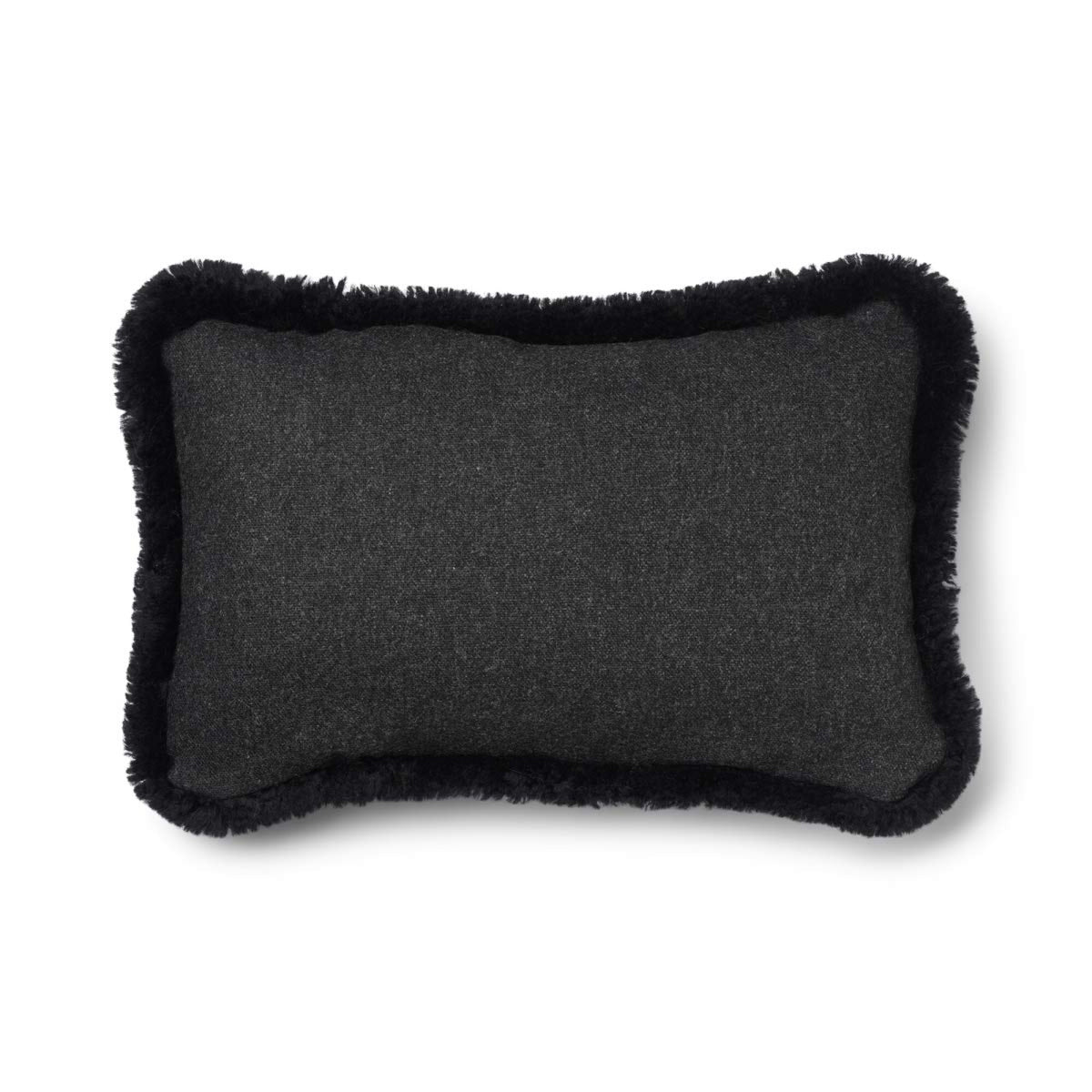 Lyhyen villan lampaannahkareunuksella koristeltu villatyyny | SW-reunus | 52x52 cm | 34x52 cm Hiili/Musta / 34x52 cm